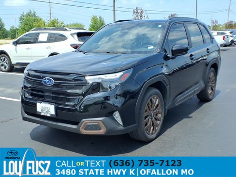 Used 2025 Subaru Forester Sport AWD/4WD image 2
