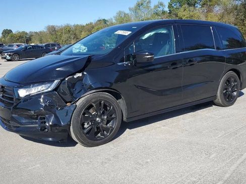Used 2024 Honda Odyssey Sport image 46