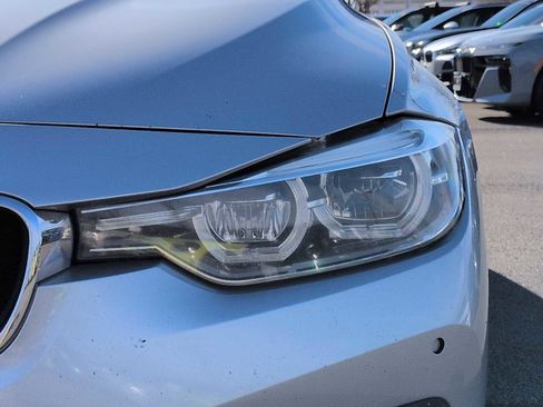 Used 2018 BMW 330i Sedan image 11