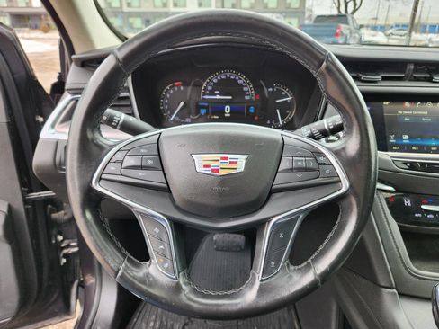 Used 2019 Cadillac XT5 Luxury image 22