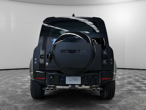 New 2026 Land Rover Defender 110 X-Dynamic SE AWD/4WD image 4