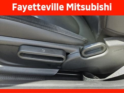 Used 2024 MINI Cooper SE FWD image 9
