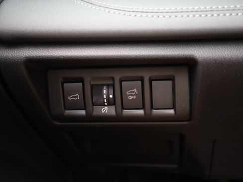 Certified 2024 Subaru Outback Limited AWD/4WD image 19