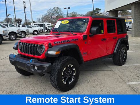 Used 2025 Jeep Wrangler Unlimited Rubicon 4xe w/ Convenience Group image 9