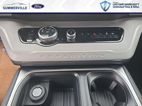 New 2026 Ford Expedition Active RWD image 29