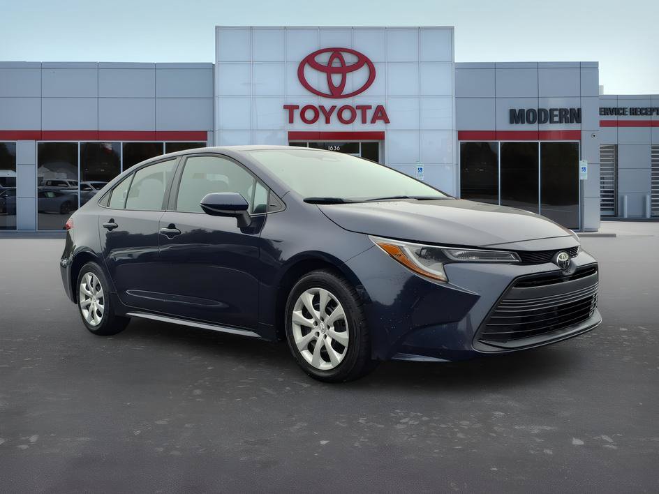 Used 2024 Toyota Corolla LE FWD image 7