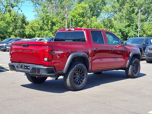 Used 2024 Chevrolet Colorado Trail Boss AWD/4WD image 2