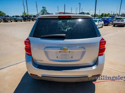 Used 2017 Chevrolet Equinox LT w/ Convenience Package FWD image 4