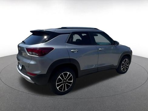 Used 2025 Chevrolet TrailBlazer LT FWD image 15