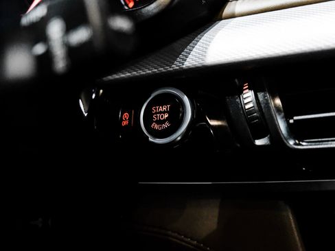 Used 2018 BMW X5 xDrive50i image 18