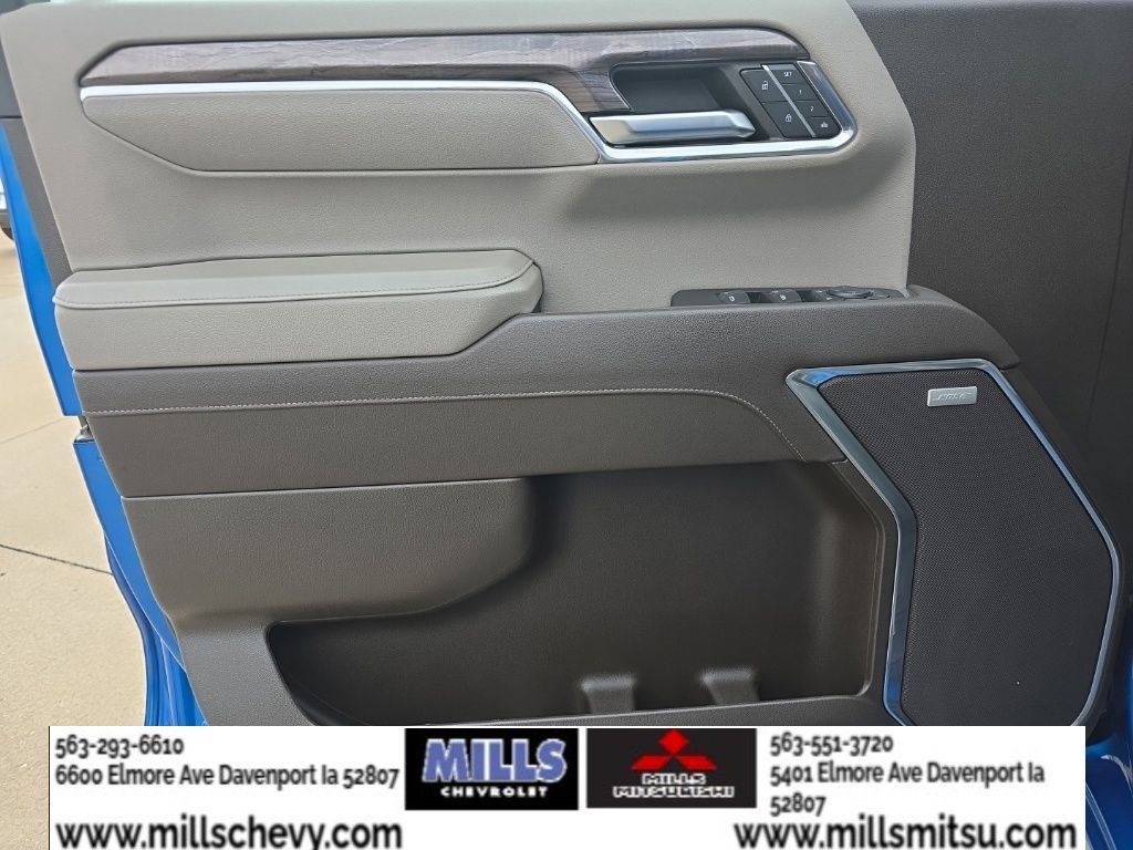 Used 2023 Chevrolet Silverado 1500 LTZ w/ Z71 Off-Road Package AWD/4WD image 14