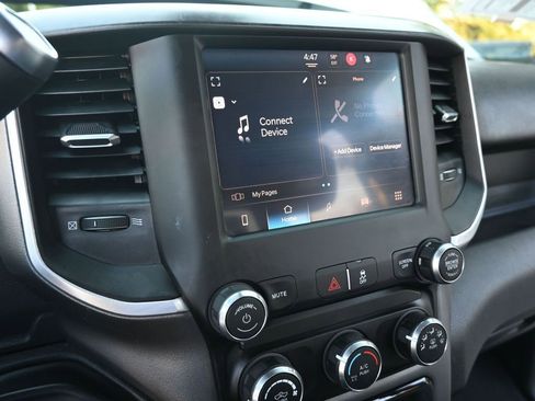 Used 2022 RAM 3500 Big Horn image 43