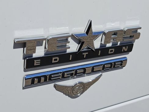 Used 2007 Dodge Ram 2500 Truck SLT image 8