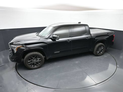 Used 2023 Toyota Tundra Platinum AWD/4WD image 38