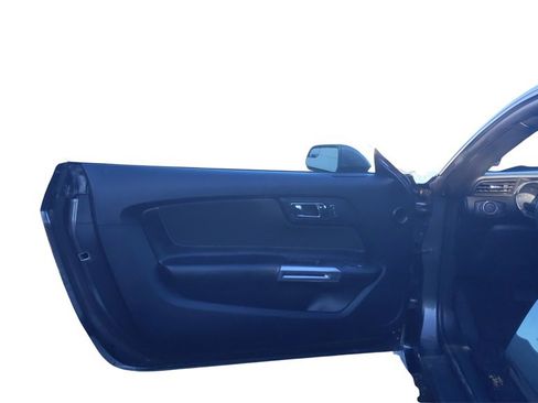 Used 2015 Ford Mustang Coupe w/ Equipment Group 051A image 15