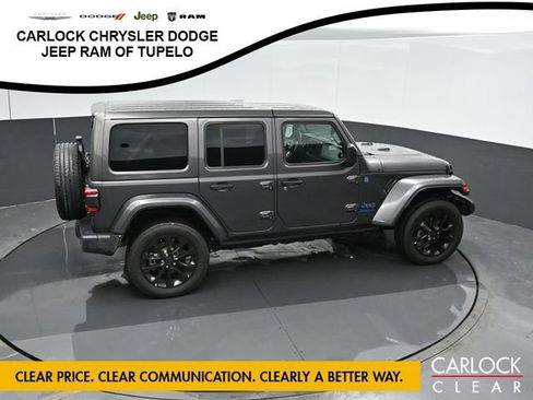 Used 2025 Jeep Wrangler Unlimited Sahara w/ Safety Group AWD/4WD image 44