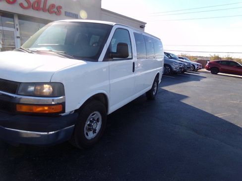 Used 2012 Chevrolet Express 3500 LT w/ LT Preferred Equipment Group RWD image 36