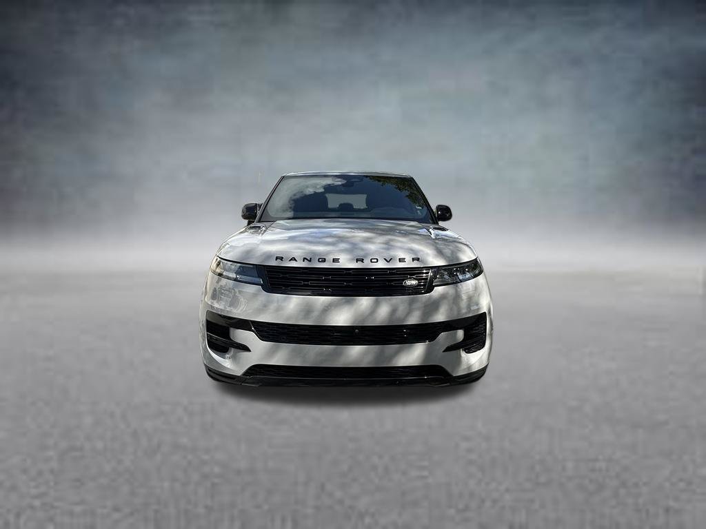 Used 2025 Land Rover Range Rover Sport SE AWD/4WD image 2