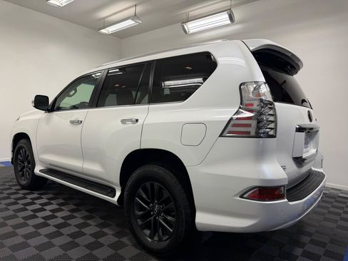 Used 2020 Lexus GX 460 Premium w/ Premium Package AWD/4WD image 11