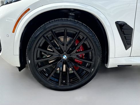 New 2026 BMW X5 xDrive40i w/ M Sport Package AWD/4WD image 42
