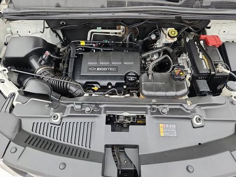 Used 2020 Chevrolet Trax LS image 16