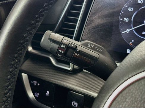 Used 2025 Kia Sportage SX FWD image 10