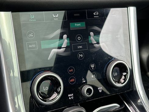 Used 2021 Land Rover Range Rover Sport HSE Silver Edition image 29