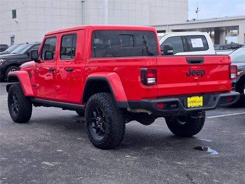 Used 2024 Jeep Gladiator Sport AWD/4WD image 6