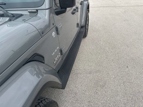 Used 2023 Jeep Wrangler Unlimited Sahara w/ Cold Weather Group AWD/4WD image 29