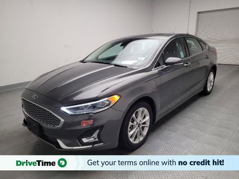 Used 2019 Ford Fusion Energi Titanium image 1
