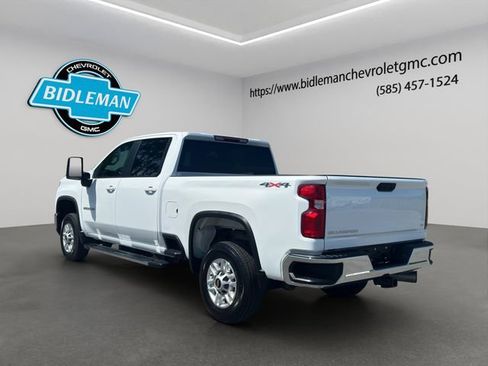 Used 2024 Chevrolet Silverado 2500 LT AWD/4WD image 5