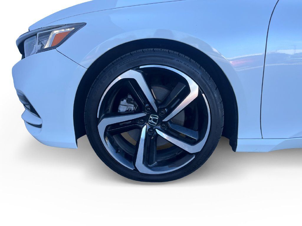 Used 2019 Honda Accord Sport image 29