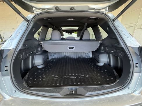 Used 2025 Subaru Forester Premium AWD/4WD image 22