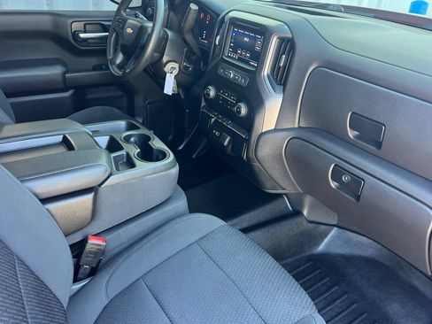 Used 2022 Chevrolet Silverado 1500 Custom w/ LPO, Dark Essentials Package AWD/4WD image 12