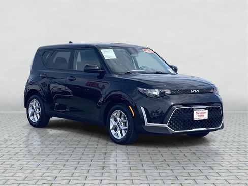 Used 2024 Kia Soul LX w/ Option Group 015 image 10