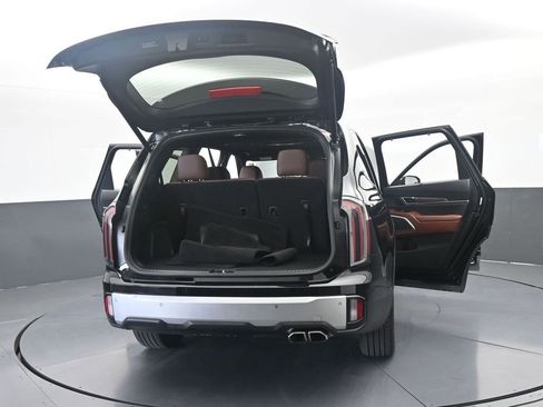 Used 2024 Kia Telluride EX w/ EX Captain's Chair Package FWD image 76