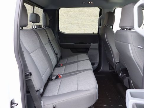 New 2026 Ford F250 XL w/ XL Off-Road Package image 32