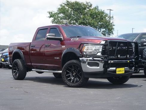 Used 2020 RAM 2500 Tradesman w/ Chrome Appearance Group AWD/4WD image 2