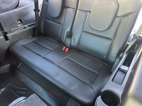 Used 2021 Ford Explorer ST w/ Equipment Group 401A image 15