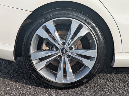 Used 2019 Mercedes-Benz CLA 250 image 12