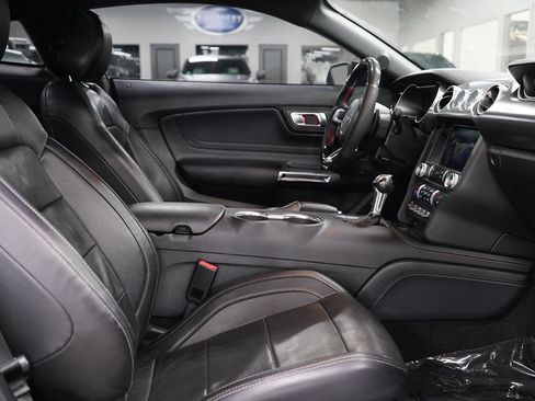 Used 2019 Ford Mustang GT Premium w/ GT Performance Package RWD image 16