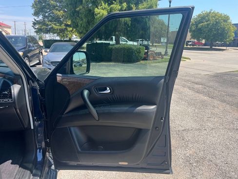 Used 2015 INFINITI QX80 Luxe w/ 22" Wheel Package image 19