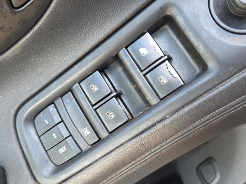 Used 2016 Buick LaCrosse Sport Touring image 31