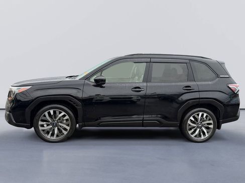 Certified 2025 Subaru Forester Touring AWD/4WD image 6
