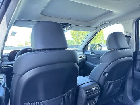 Used 2023 Hyundai Palisade Limited FWD image 23