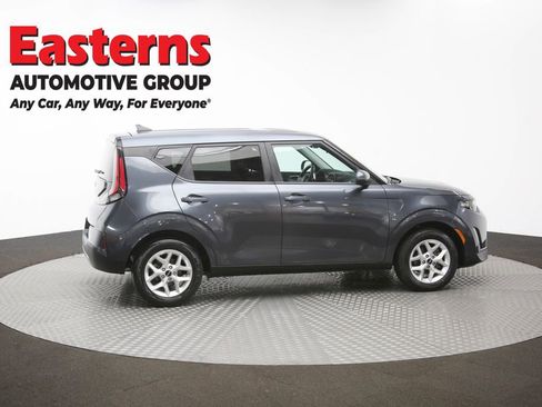 Used 2025 Kia Soul LX w/ LX Technology Package FWD image 43