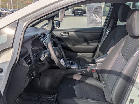 Used 2022 Nissan Leaf S Plus image 12