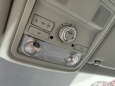 Used 2019 Volkswagen Passat 2.0T Wolfsburg w/ Wheels & Sunroof Package image 23