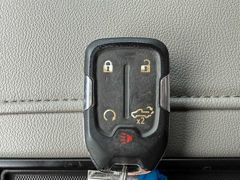 Used 2020 Chevrolet Silverado 2500 LTZ w/ LTZ Premium Package image 32