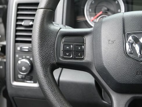 Used 2013 RAM 1500 Express image 30